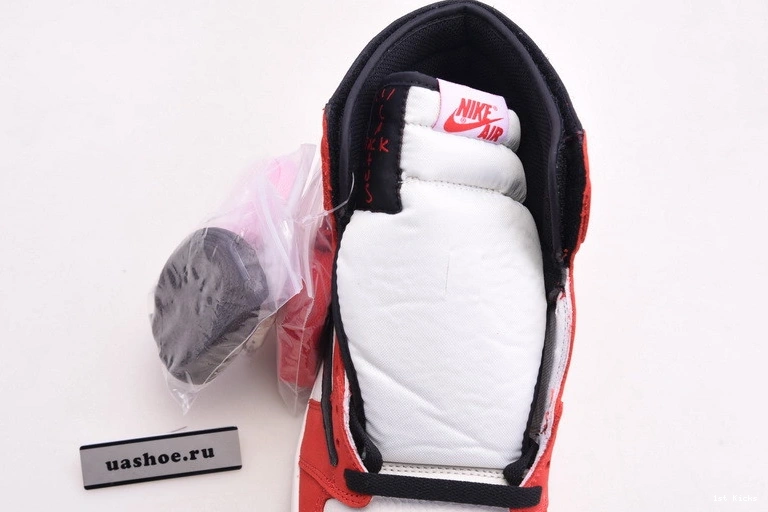 1 Scott  Travis CD4487-1000 Jordan Air 0406